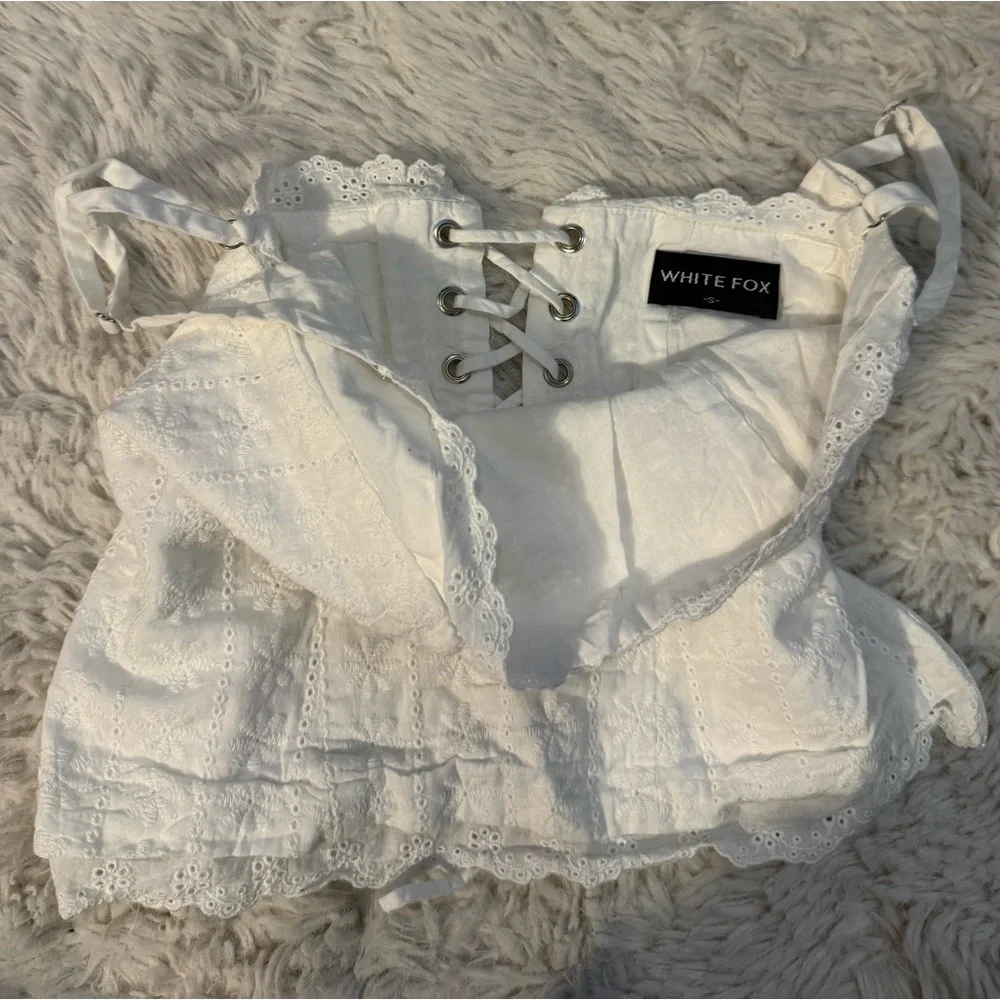 White Eyelet Lace Cami Top - Women - Picture 3 of 4